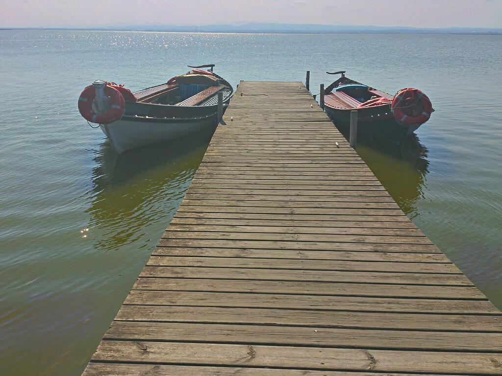 embarcadero_de_barcas_de_pesca_en_lalbufera_valencia